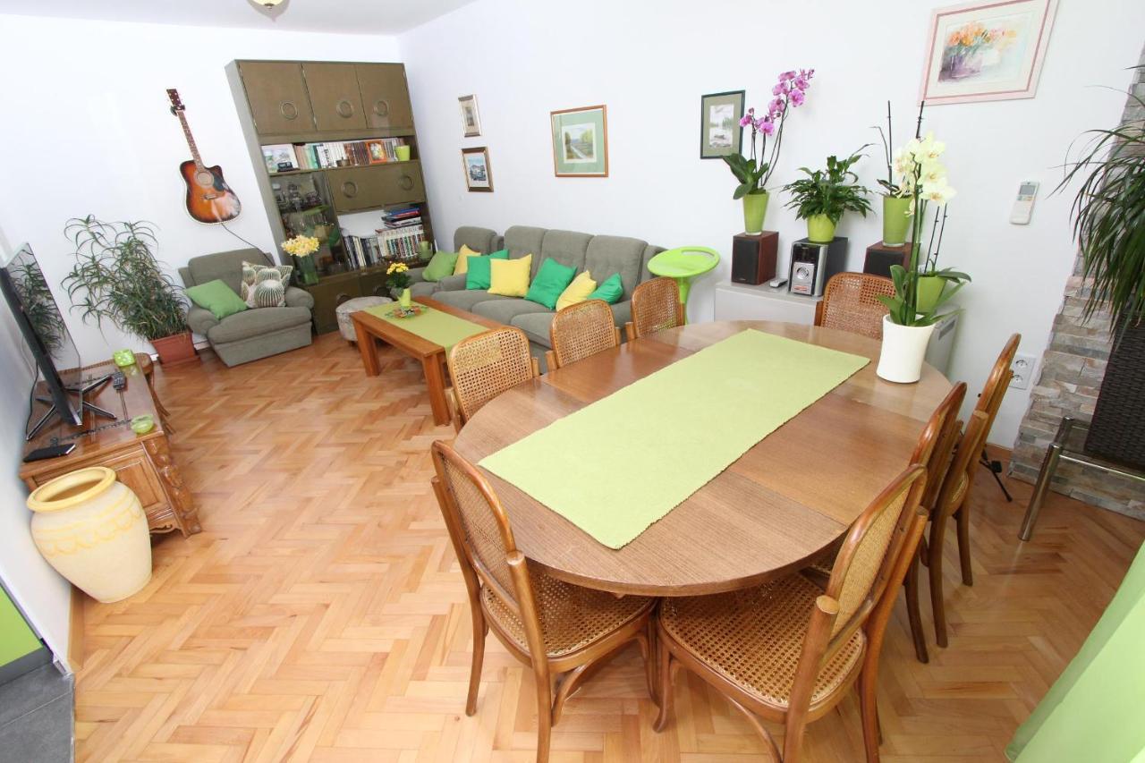 Apartment Elia Rovinj Exterior foto